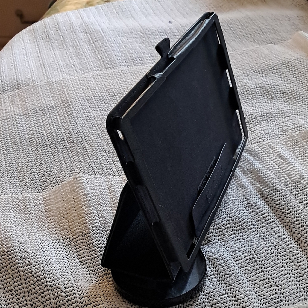 Leathet Tablet Case - Picture 5 of 10